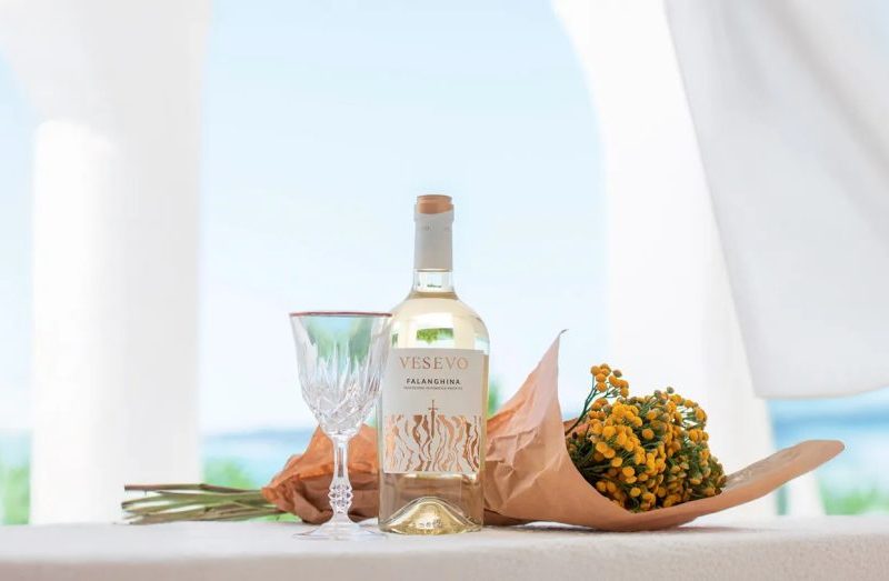 7 vinhos brancos italianos imperdíveis para conhecer agora