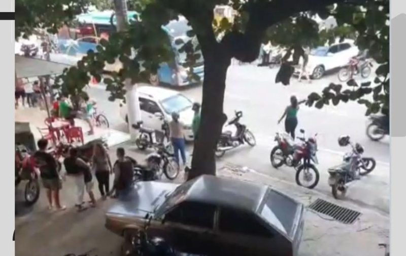 Adolescente morre atropelada por ônibus após queda de moto no ES