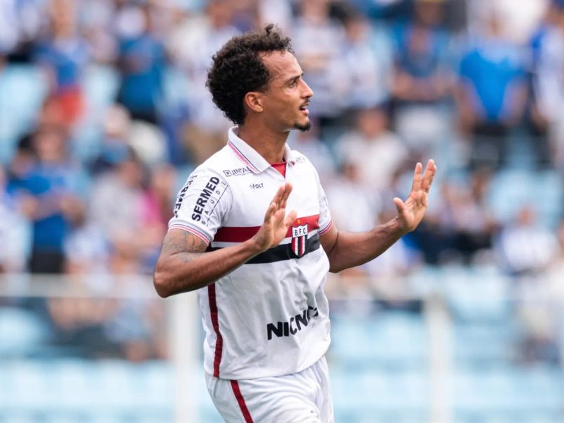 Erros crassos do Avaí dão vitória ao Botafogo-SP na Série B