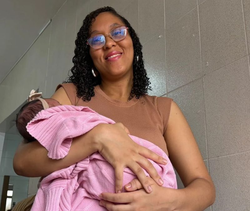 Bombeiro salva bebê recém-nascida engasgada em Aracaju