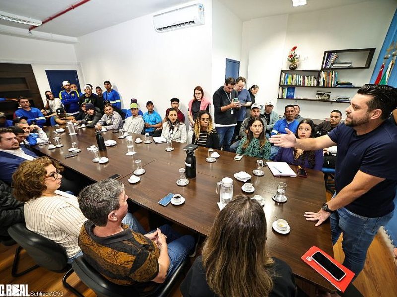 Joinville: Câmara debate salários atrasados de obras