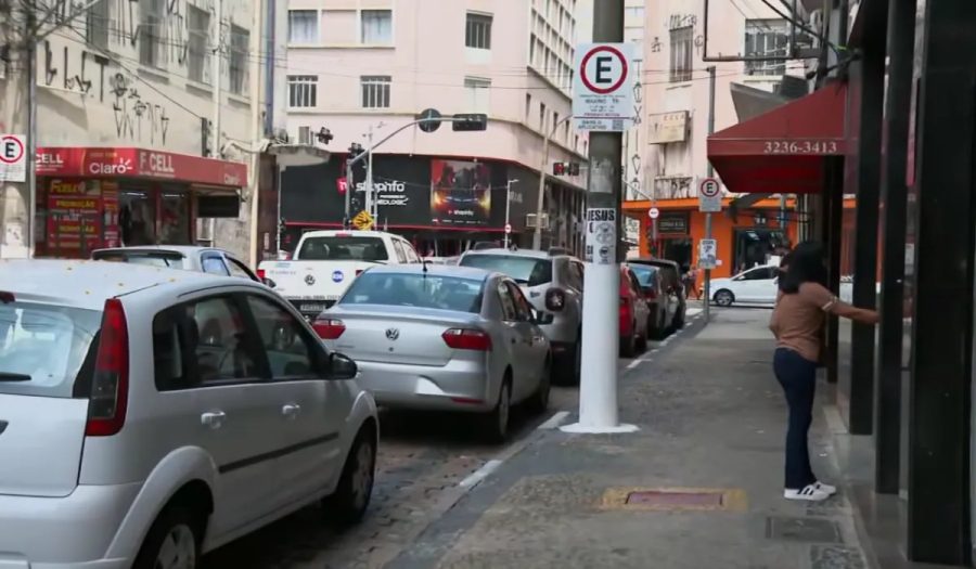 Campinas aplica, em média, quase 100 multas por dia por uso irregular da Zona Azul