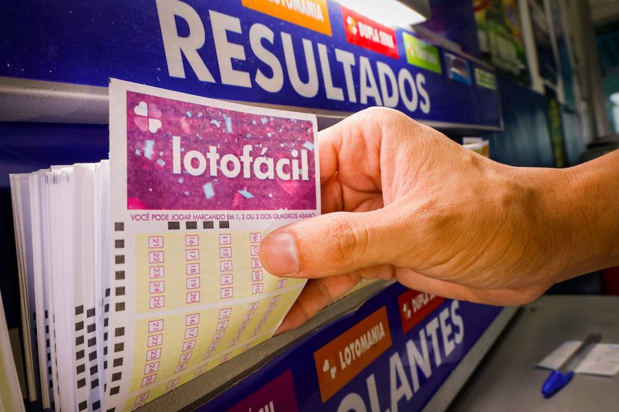 Confira o resultado da Lotofácil 3814, sorteada hoje (26/10)