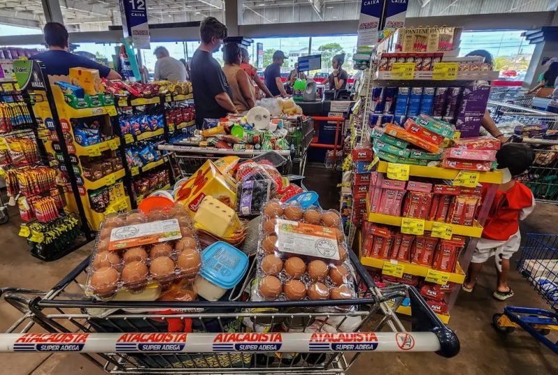 Consumo nos lares acumula alta de 2,70% até setembro, diz Abras