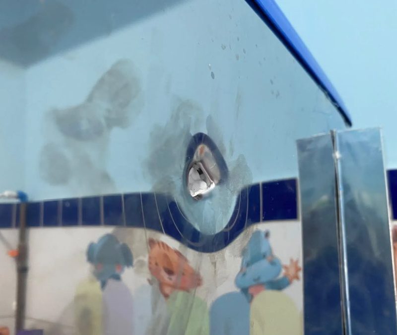 Criminosos invadem UBS em Natal, atiram e roubam arma de vigilante