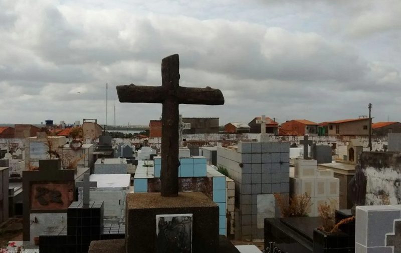 Dia de Finados em São Luís: cemitérios ampliam horário de visita