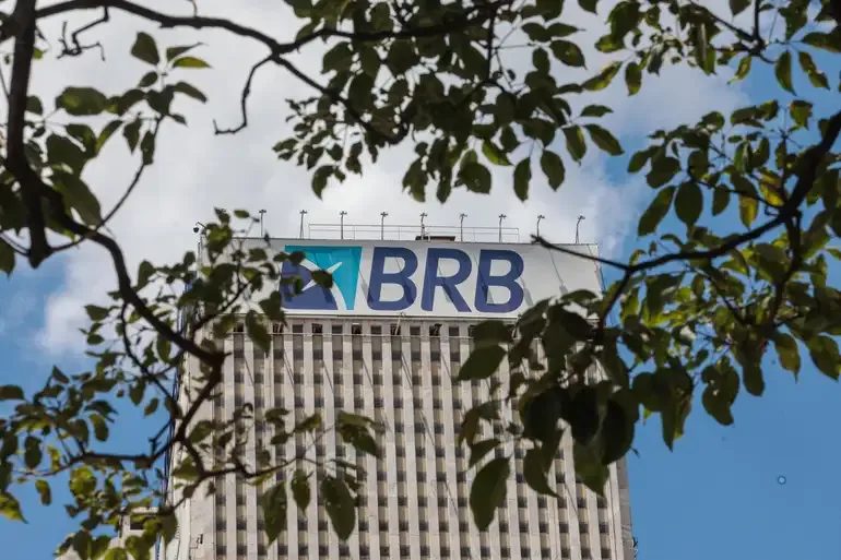 Ex-diretora do BRB alertou sobre R$ 1,1 bi em atrasos no caso Master