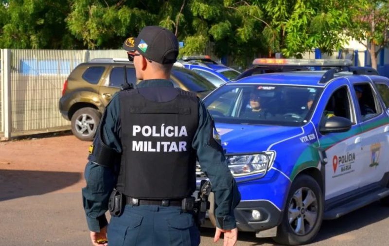 Homem é baleado no pescoço após trio invadir casa procurando integrante de facção em Boa Vista