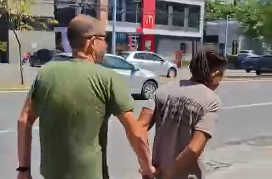 Homem ejacula em passageira de ônibus no Recife e é preso em flagrante por importunação sexual