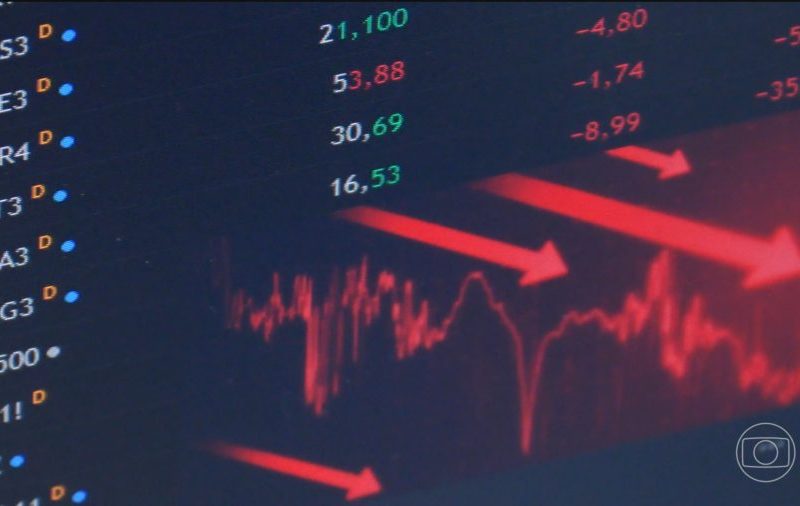 Ibovespa desaba 18% após eleições e dólar dispara no Brasil