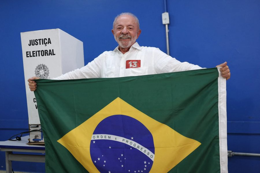 Lula ganha mais de 9 mil votos e Flávio Bolsonaro perde 11 mil no 2º turno em Roraima; compare