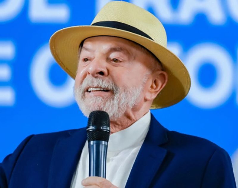 Lula quer criar Ministério do Idoso