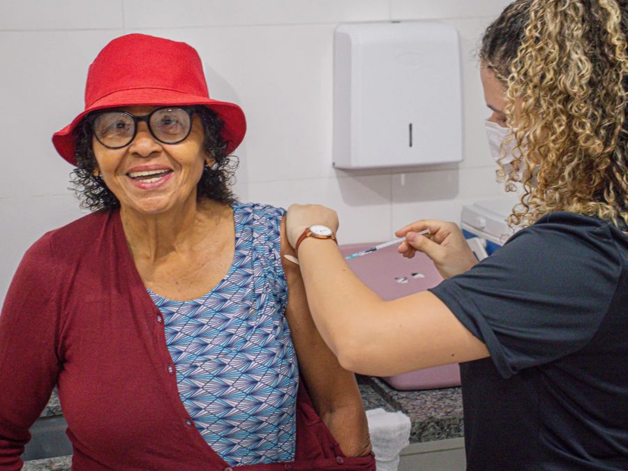 Dia Nacional da Vacinação em Rio Branco aplica 1.745 doses de vacinas