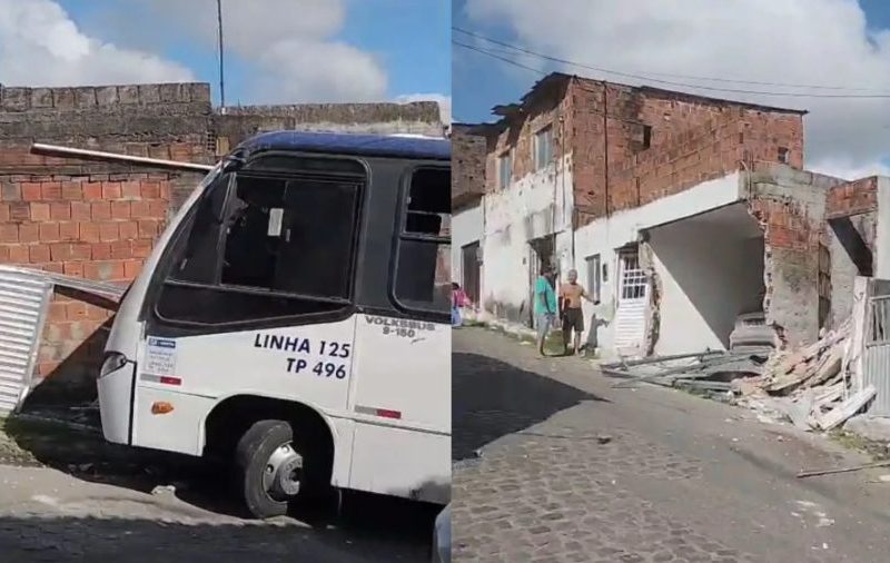 Micro-ônibus desce ladeira de ré, bate em três casas e deixa passageira ferida em Jaboatão; VÍDEO