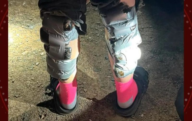 Jovem é presa com 4,5 kg de haxixe colados nas pernas no Paraná