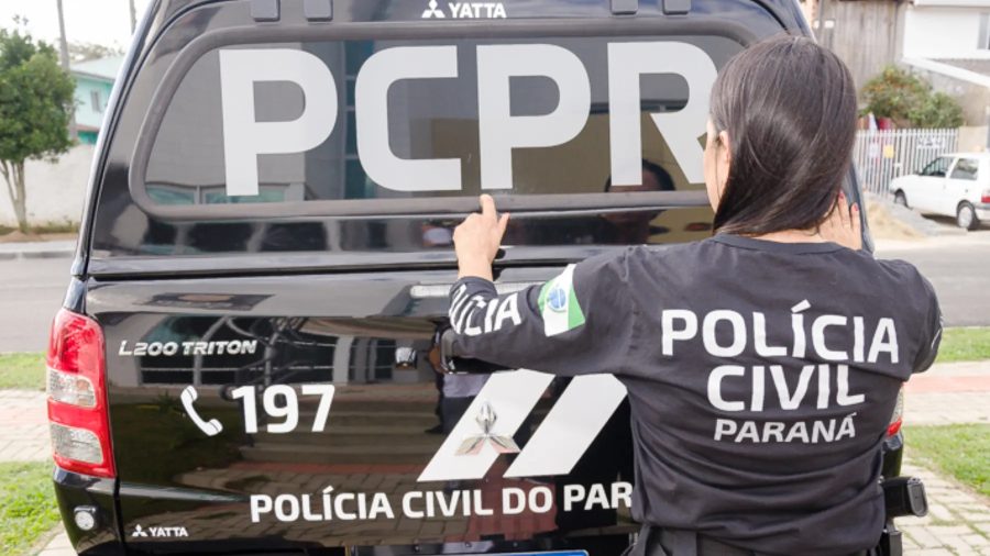 Mulher é encontrada morta pelo filho dentro de casa no Paraná, e namorado dela é preso suspeito do crime