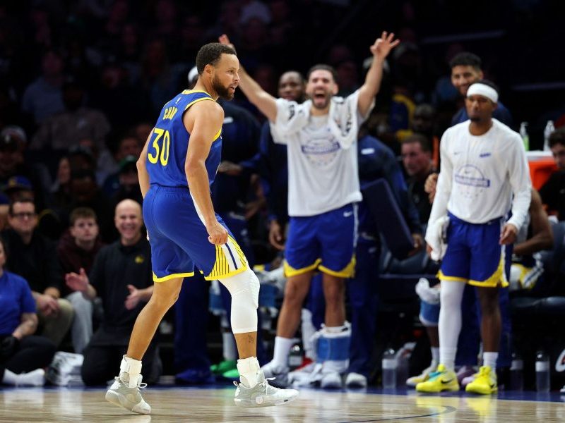 NBA: Curry marca 44 pontos em vitória do Warriors e iguala LeBron James