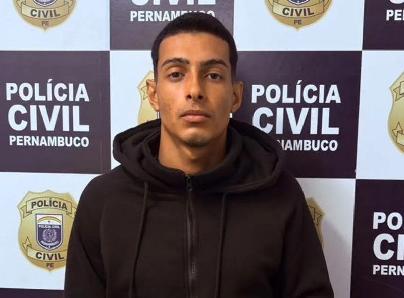 Por conta de gravidez de risco, Justiça concede prisão domiciliar para namorada de soldado que sumiu com fuzil