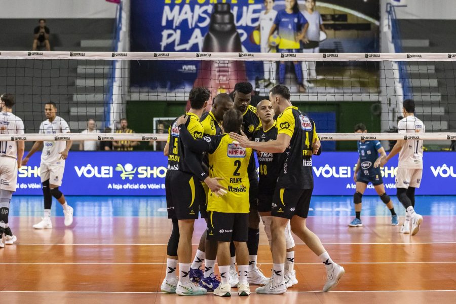 Praia Clube vence São José em casa e estreia com vitória na Superliga Masculina