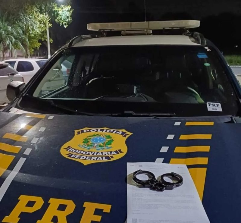 Procurado pela Justiça por tráfico de drogas é preso na Via Dutra, em Volta Redonda