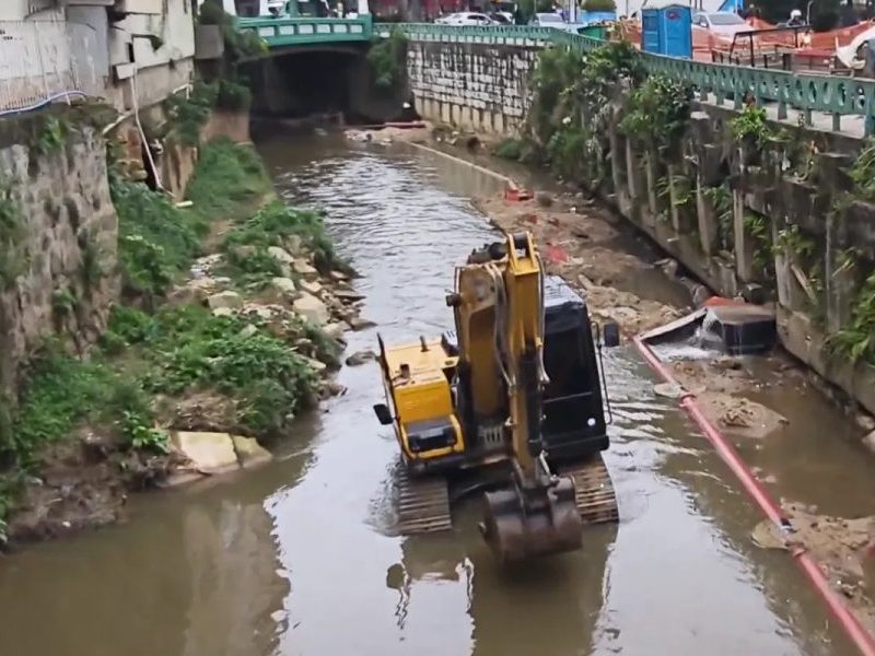 Quase um ano e meio após desabamento, muro às margens do Rio Paquequer em Teresópolis segue sem solução