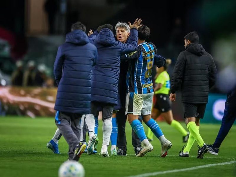 Renato Gaúcho comemora 1ª vitória pelo Grêmio no Brasileirão: “Alívio”