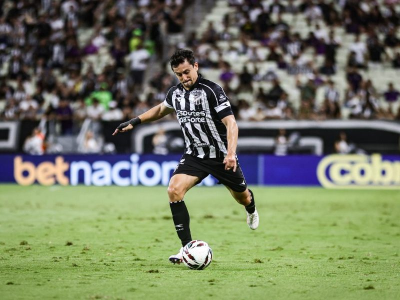 Sanchez será avaliado por suspeita de lesão ligamentar no joelho após lance em jogo do Ceará