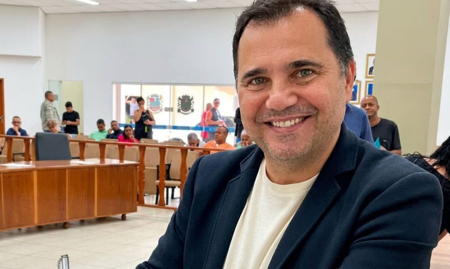 Secretário de Queimados morre baleado pela PM no Rio