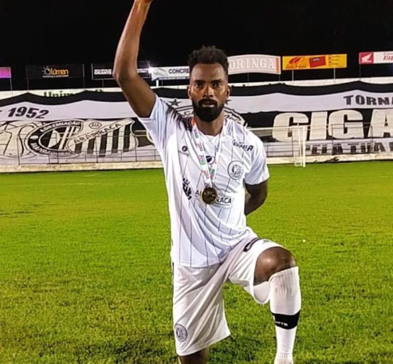 Torcedor é condenado por injúria racial após chamar jogador de ‘urubu’ em jogo em AL