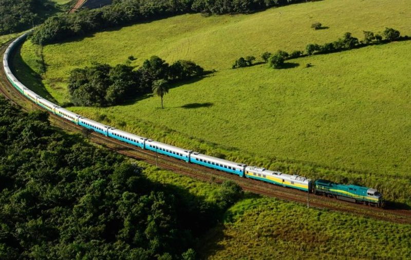Trem Vitória-Minas terá viagens noturnas em dezembro