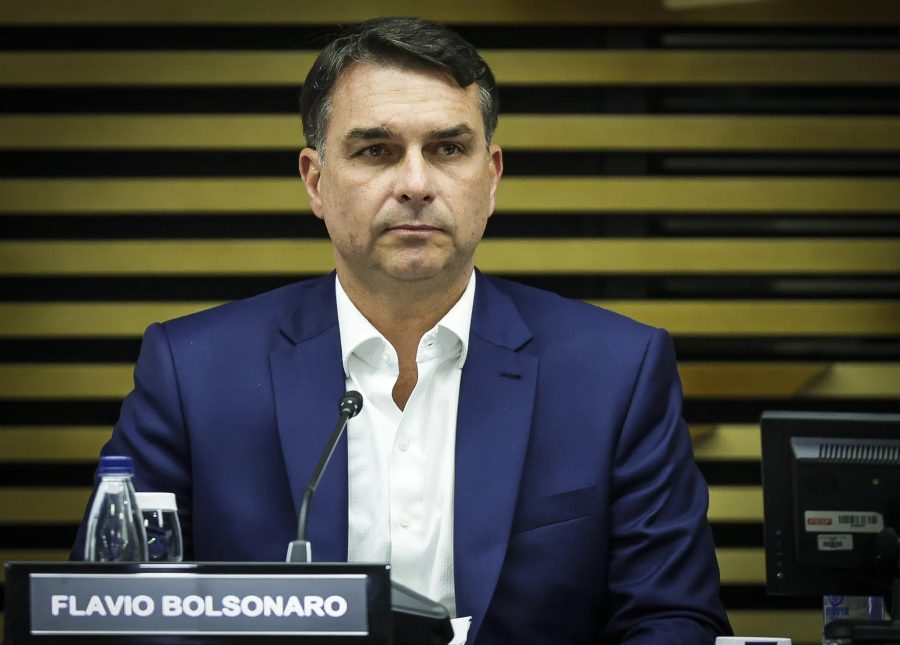 Única cidade de Pernambuco onde Flávio venceu, Santa Cruz do Capibaribe reúne economia forte, religiosidade e reação à 'taxa das blusinhas'