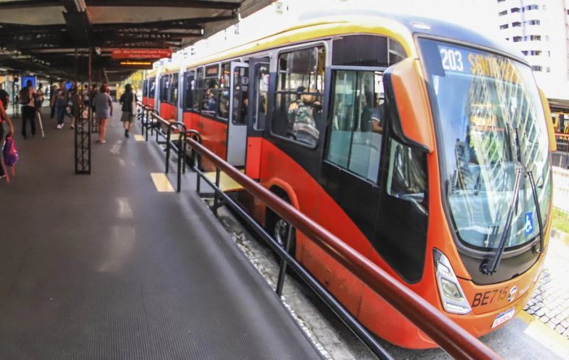 Urbs nega duplicidade de custos em licitação do transporte de Curitiba suspensa pelo TCE; entenda o impasse