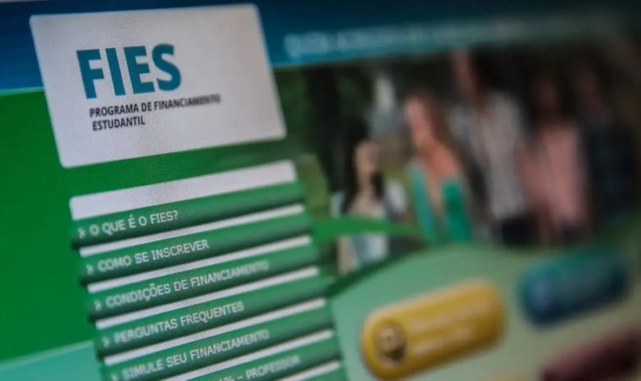 Vagas remanescentes do Fies 2026: estudantes do AM têm até 3 de novembro para se inscrever