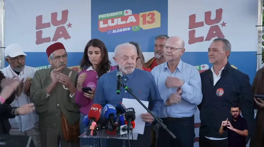 Lula destaca sua ligação com o Rio Grande do Sul em Porto Alegre