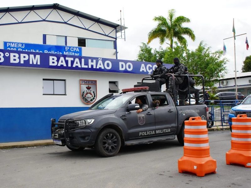 Volta Redonda reforça segurança com viaturas e PMs do RJ após noite de confrontos e ação do BOPE